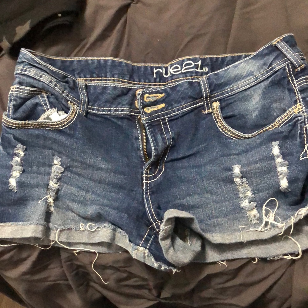 Rue 21 distressed denim shorts